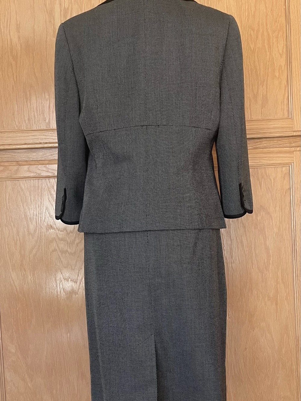 Nine West 2-Piece Woman’s Suiting - Picture 5 of 10